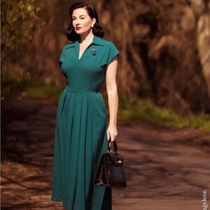 Sz 20(UK) or US 14 Vivien of Holloway Crepe Runaround Sue NWOT Pinup Rockabilly